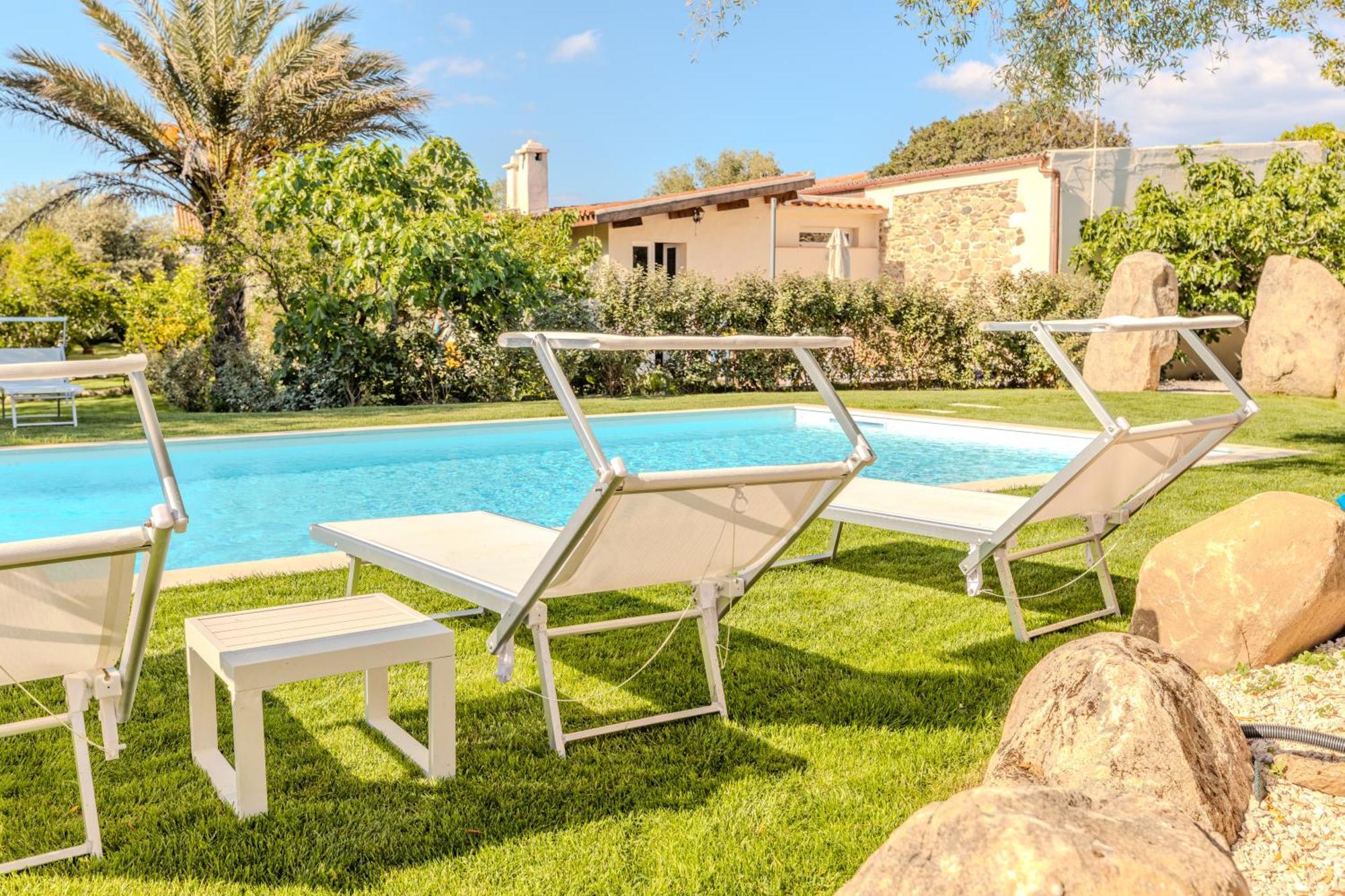 Stazzo San Teodoro L'Olivastro Piscina Condivisa Lägenhet Exteriör bild